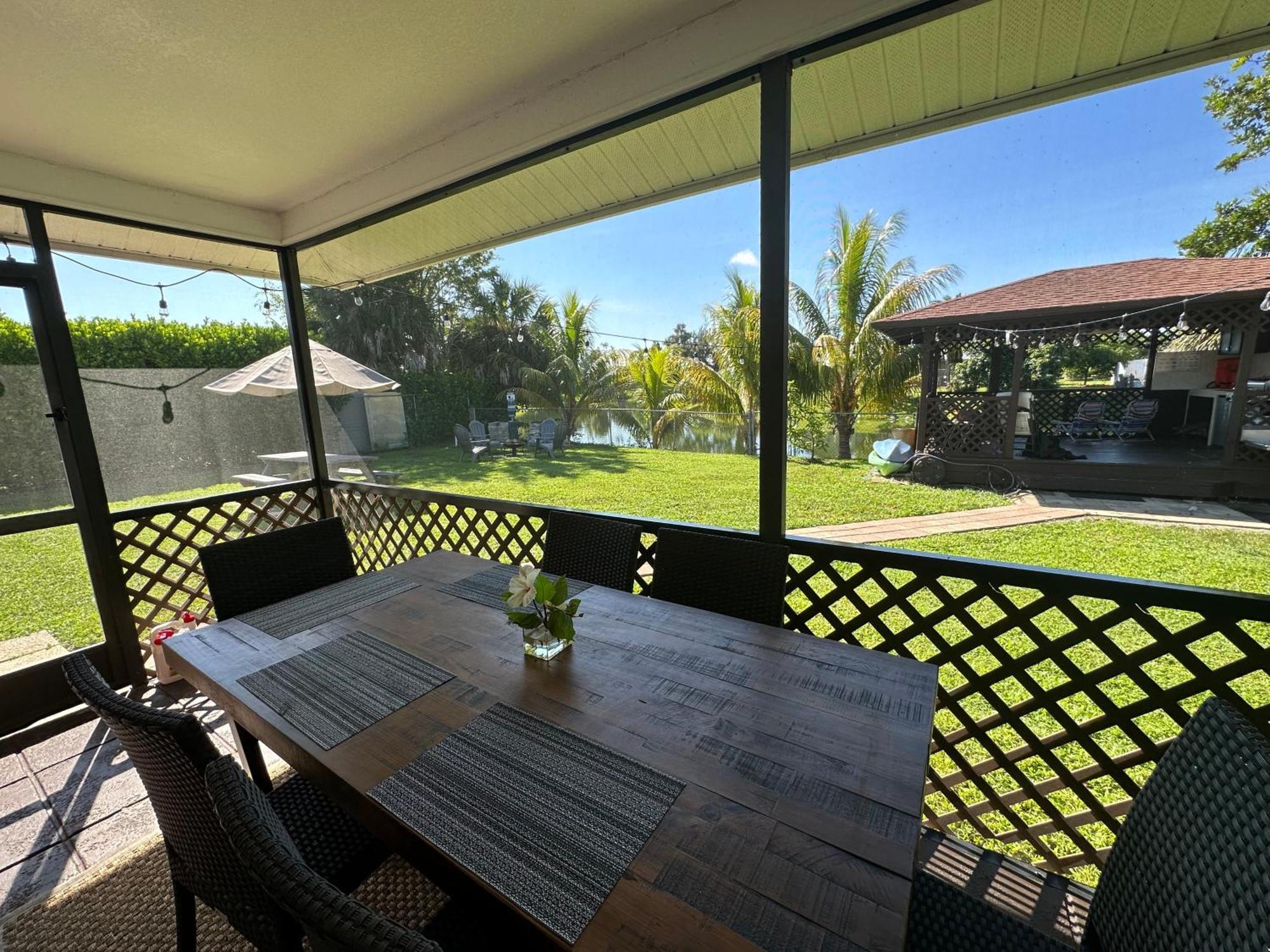 Holiday home View Kayaking,fishing,private Bbq *